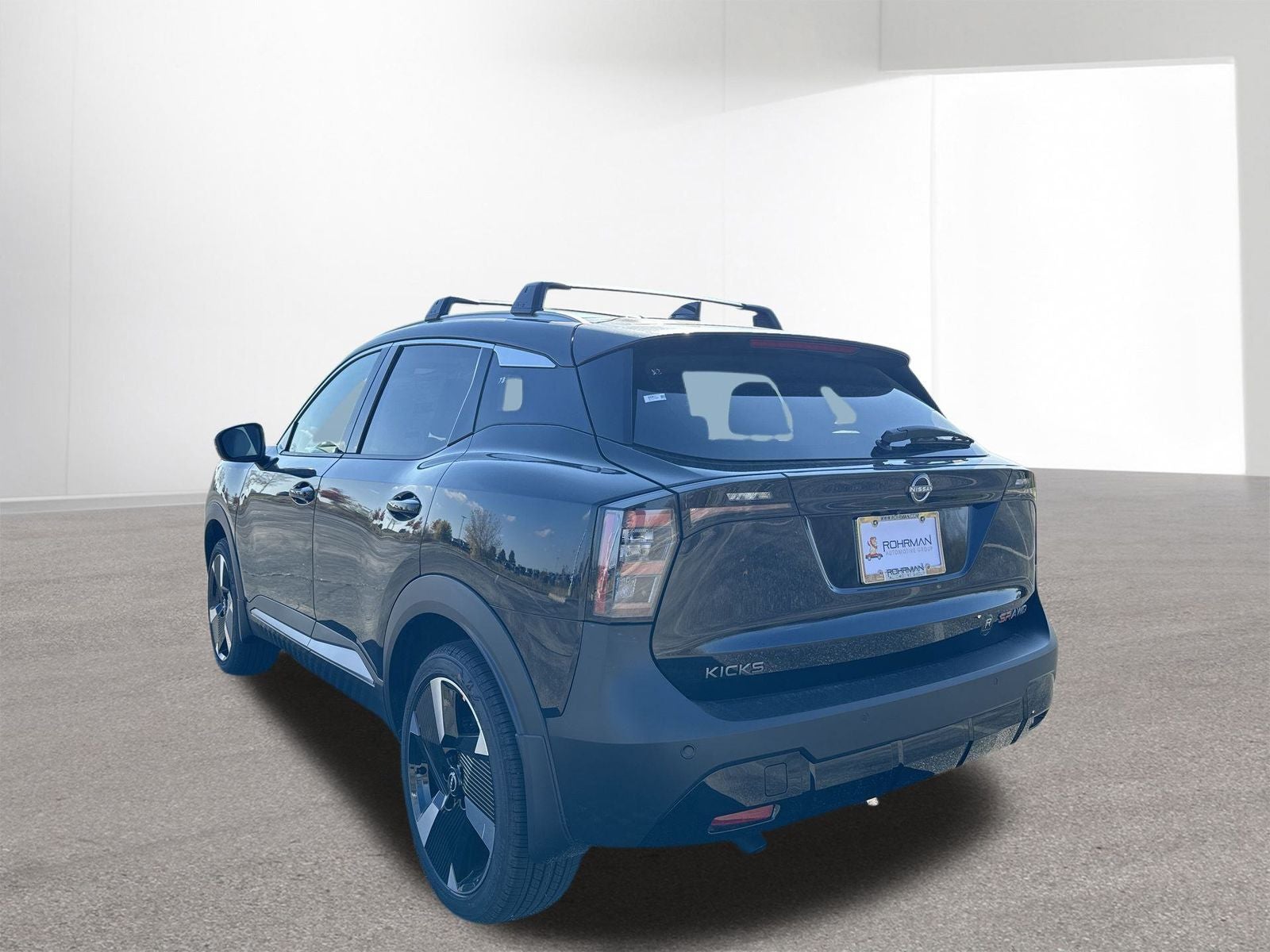 2026 Nissan Kicks SR AWD Cold Weather Package