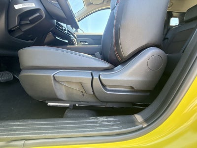2026 Nissan Kicks SR AWD Premium Package