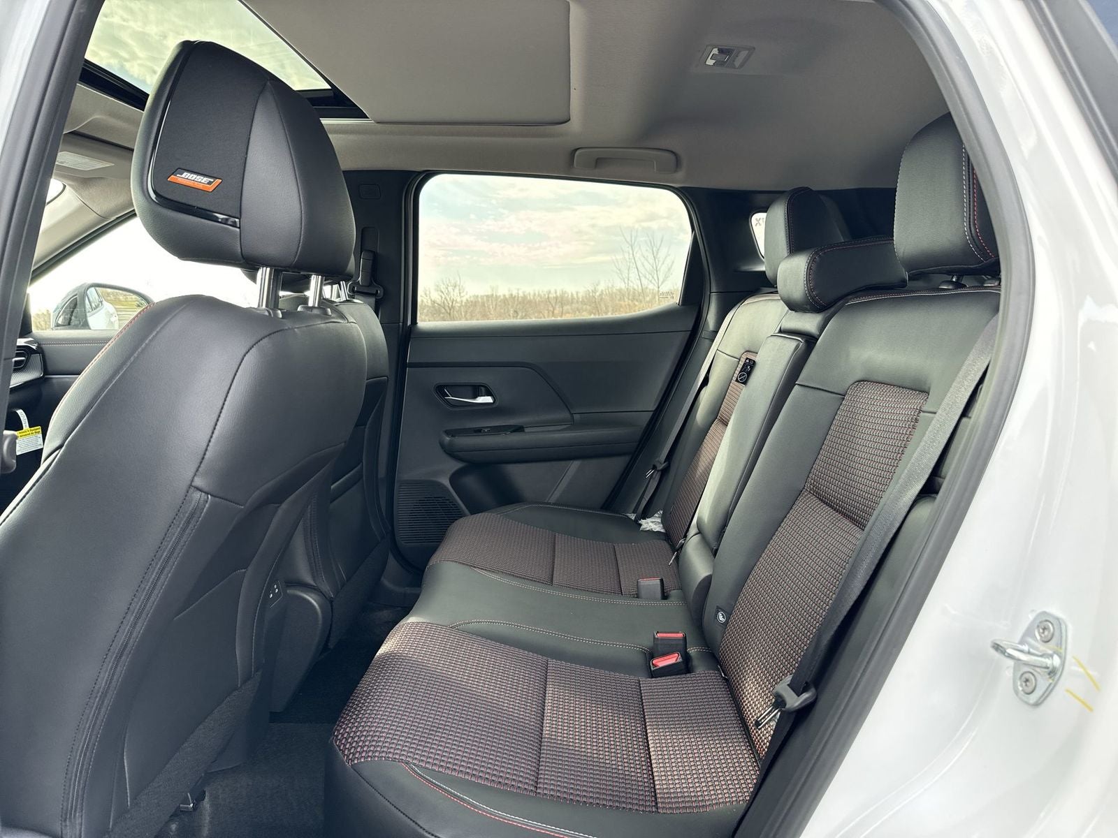 2026 Nissan Kicks SR AWD Premium Package