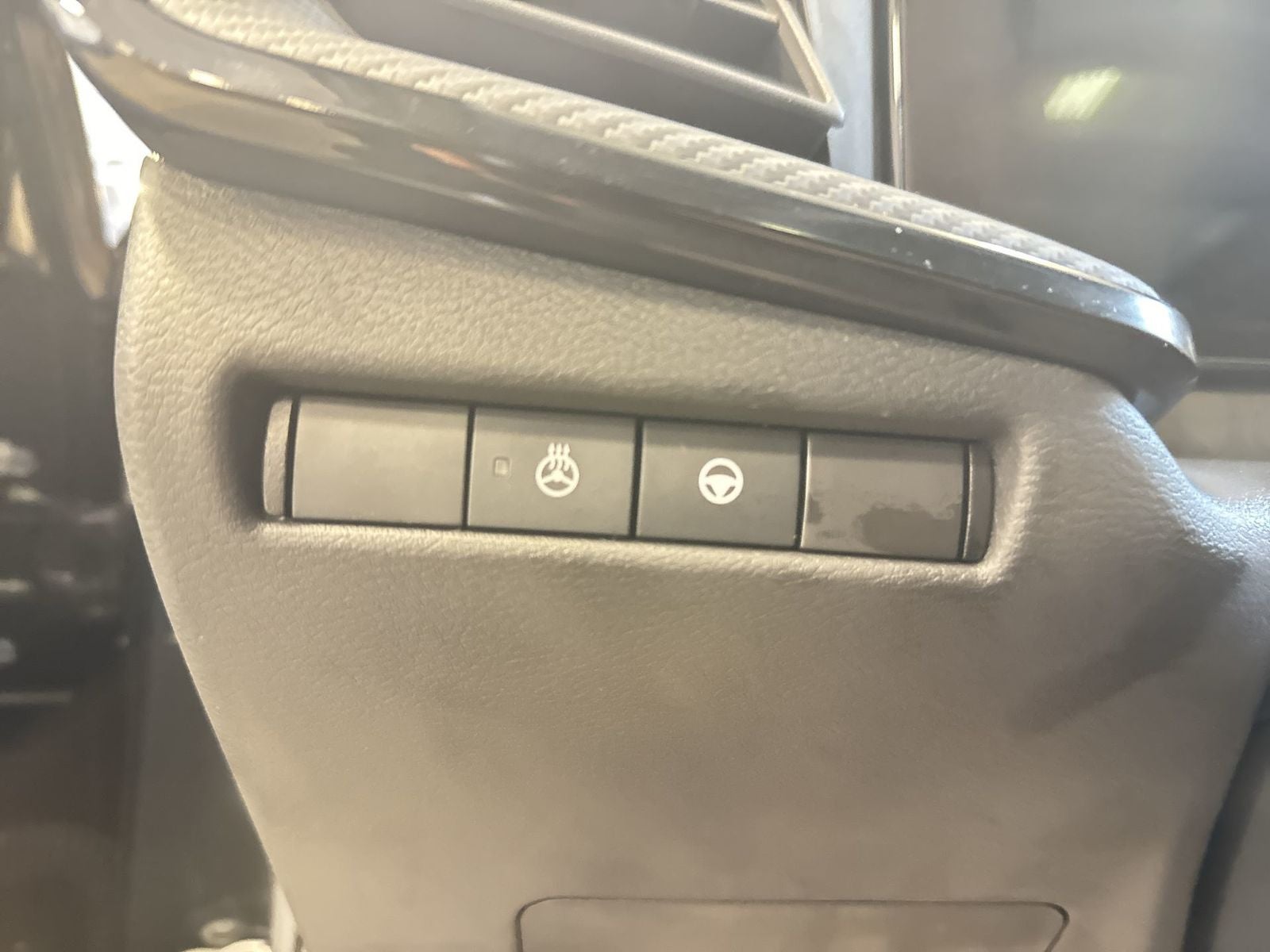 2026 Nissan Kicks SR AWD Premium Package