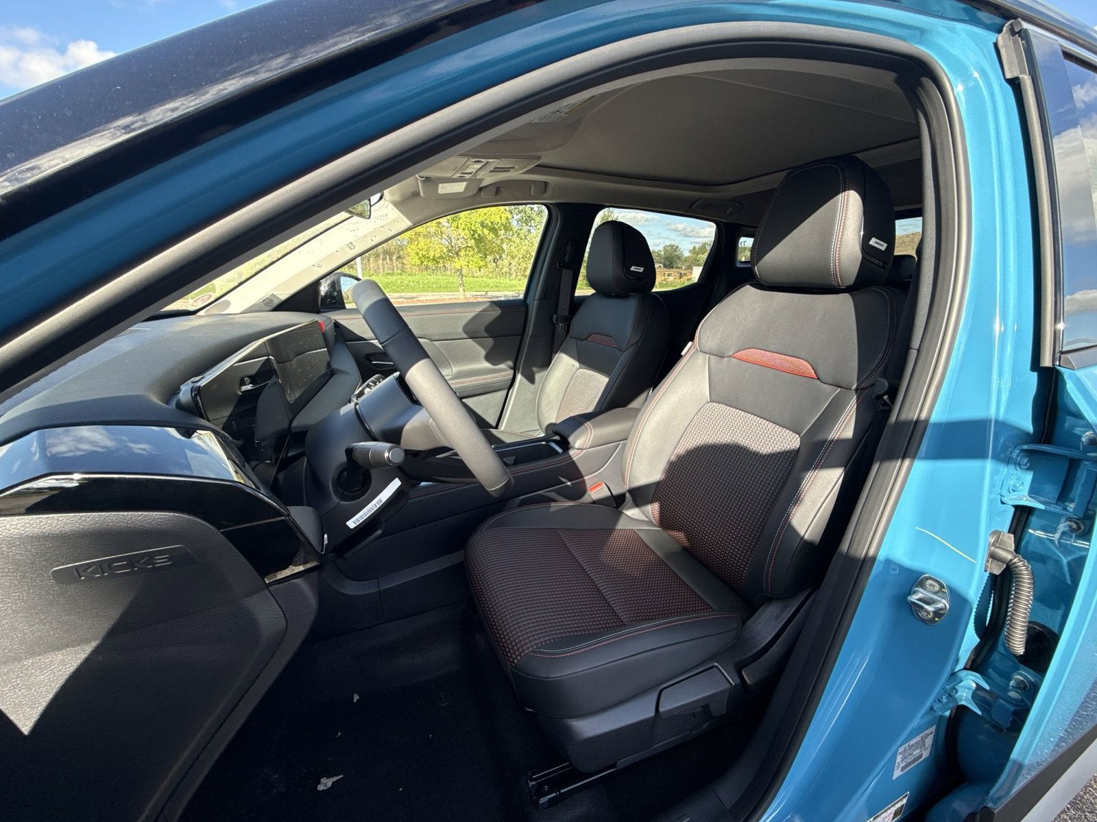 2027 Nissan Kicks SR AWD