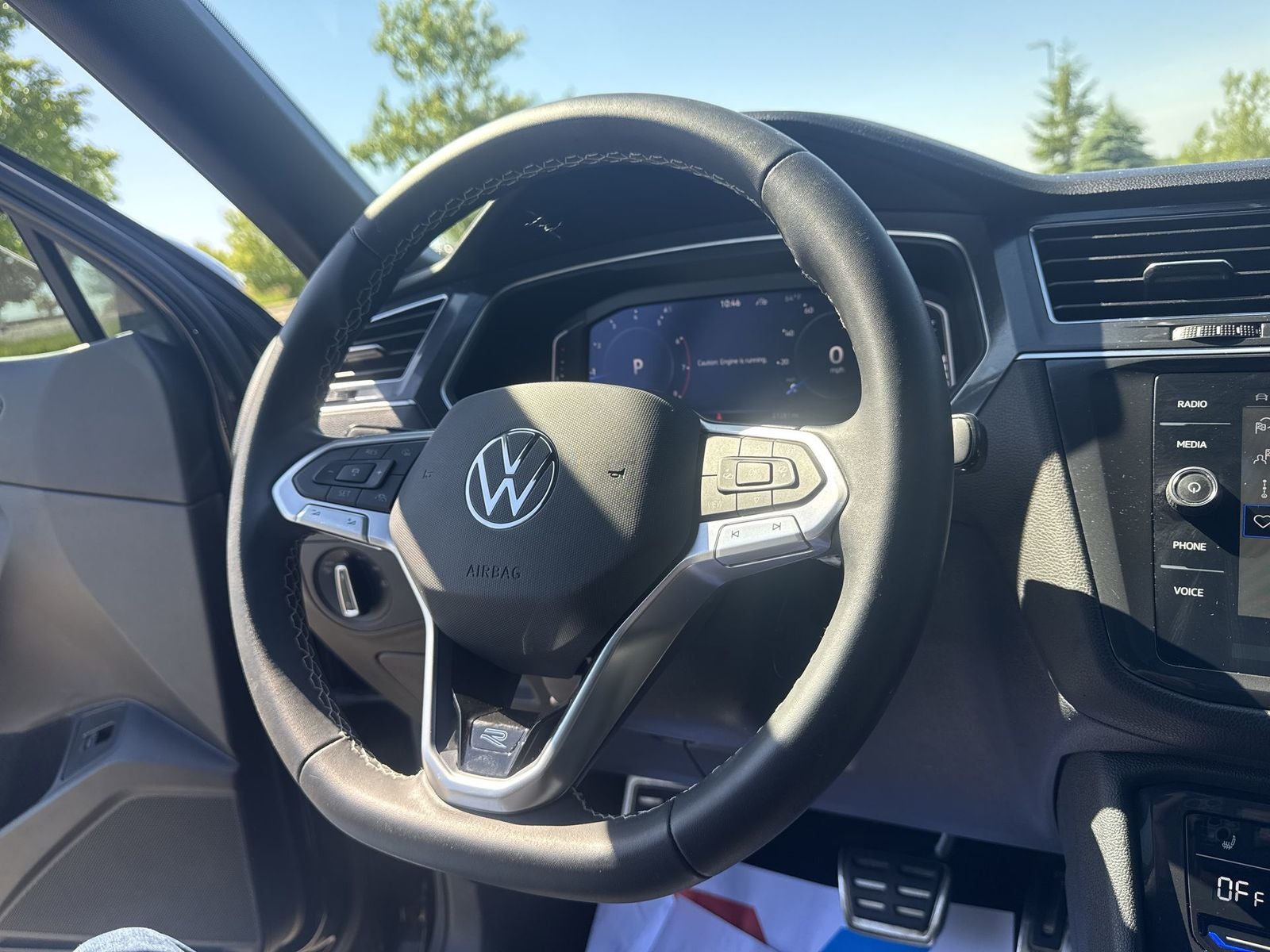 2023 Volkswagen Tiguan 2.0T SEL R-Line