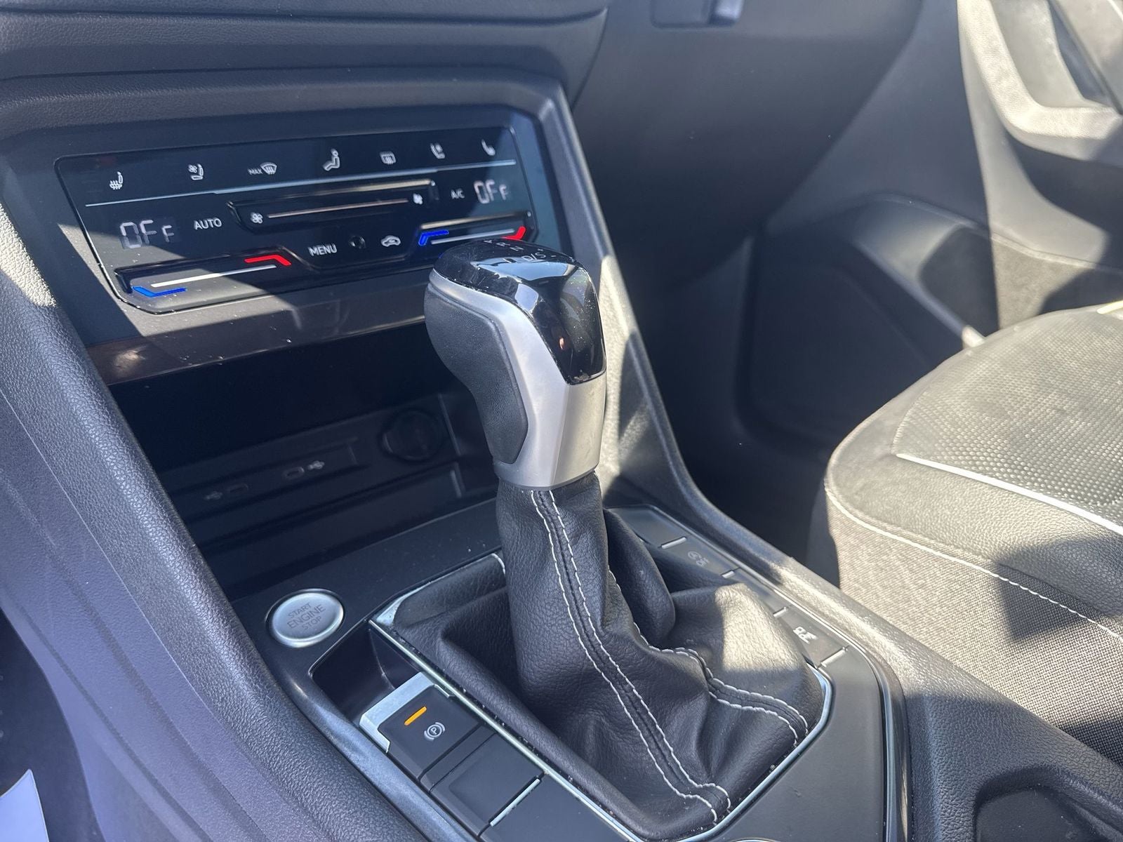 2023 Volkswagen Tiguan 2.0T SEL R-Line