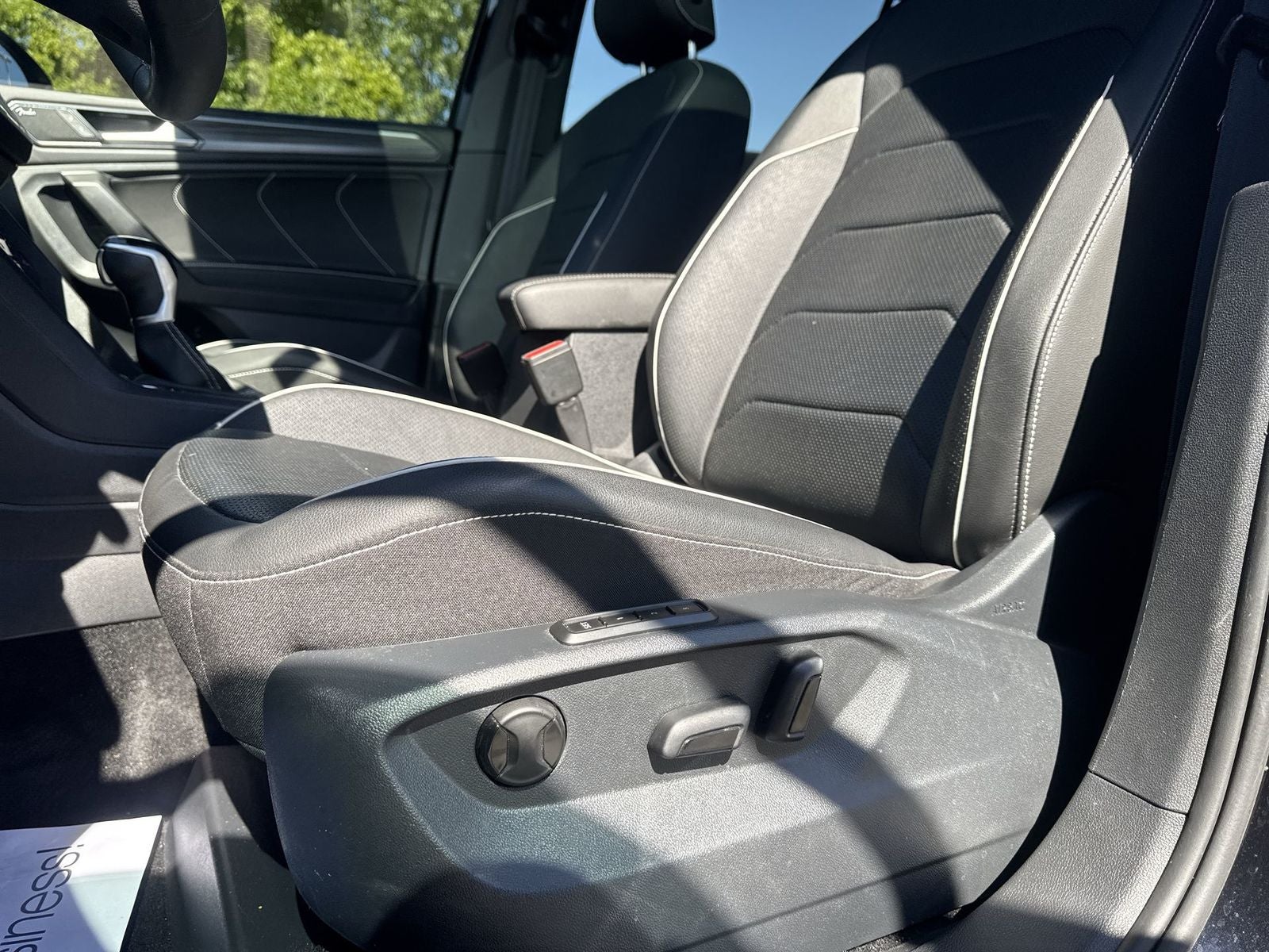 2023 Volkswagen Tiguan 2.0T SEL R-Line