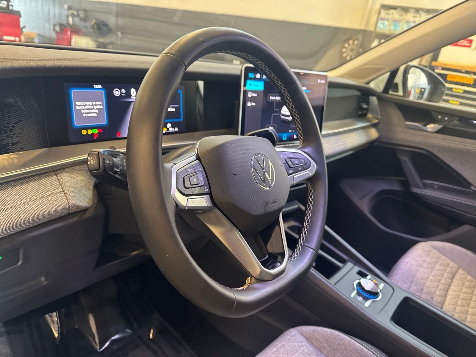2025 Volkswagen Tiguan 2.0T S