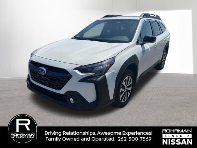 2025 Subaru Outback Premium's photo