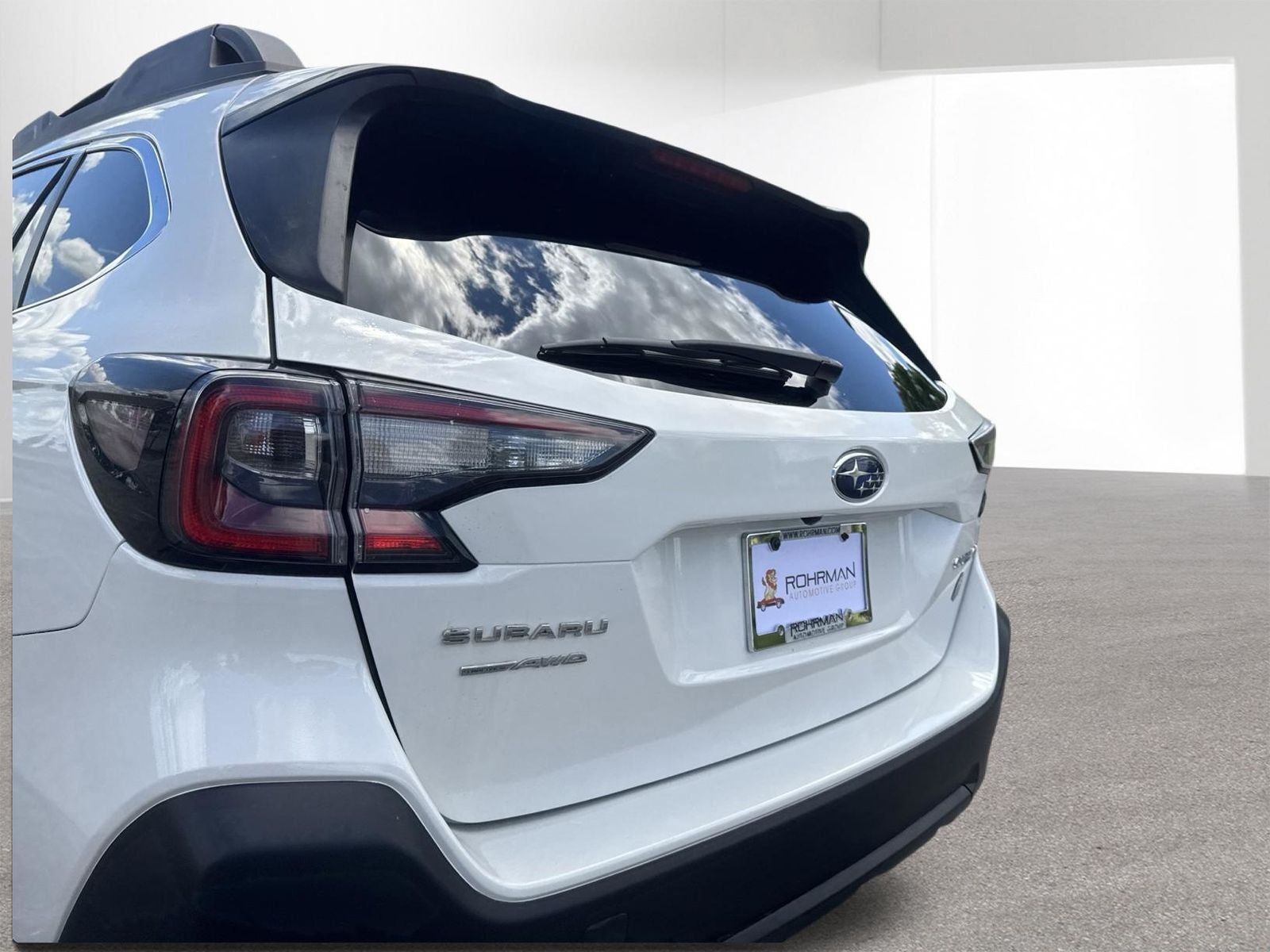 2025 Subaru Outback Premium