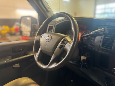 2016 Nissan NV Passenger SL