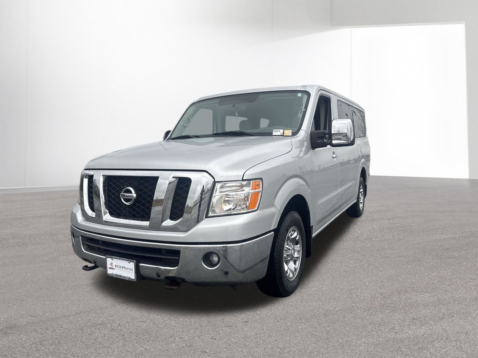 2016 Nissan NV Passenger SL