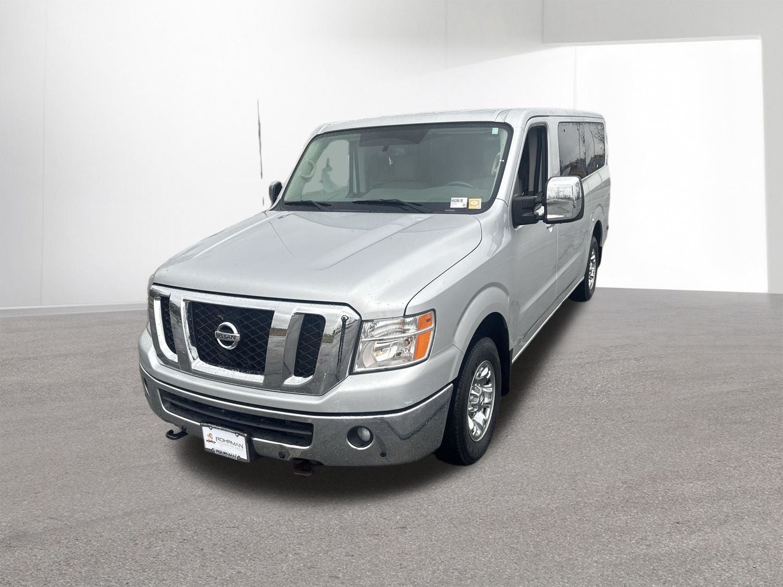 2016 Nissan NV Passenger SL