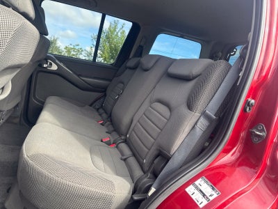 2010 Nissan Pathfinder S