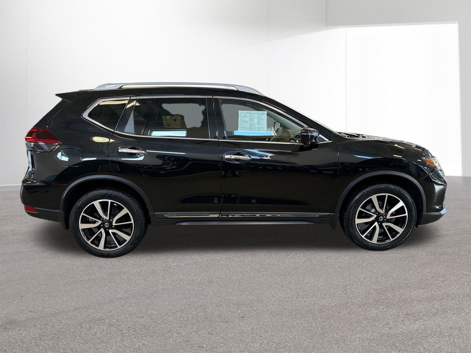 2020 Nissan Rogue SL