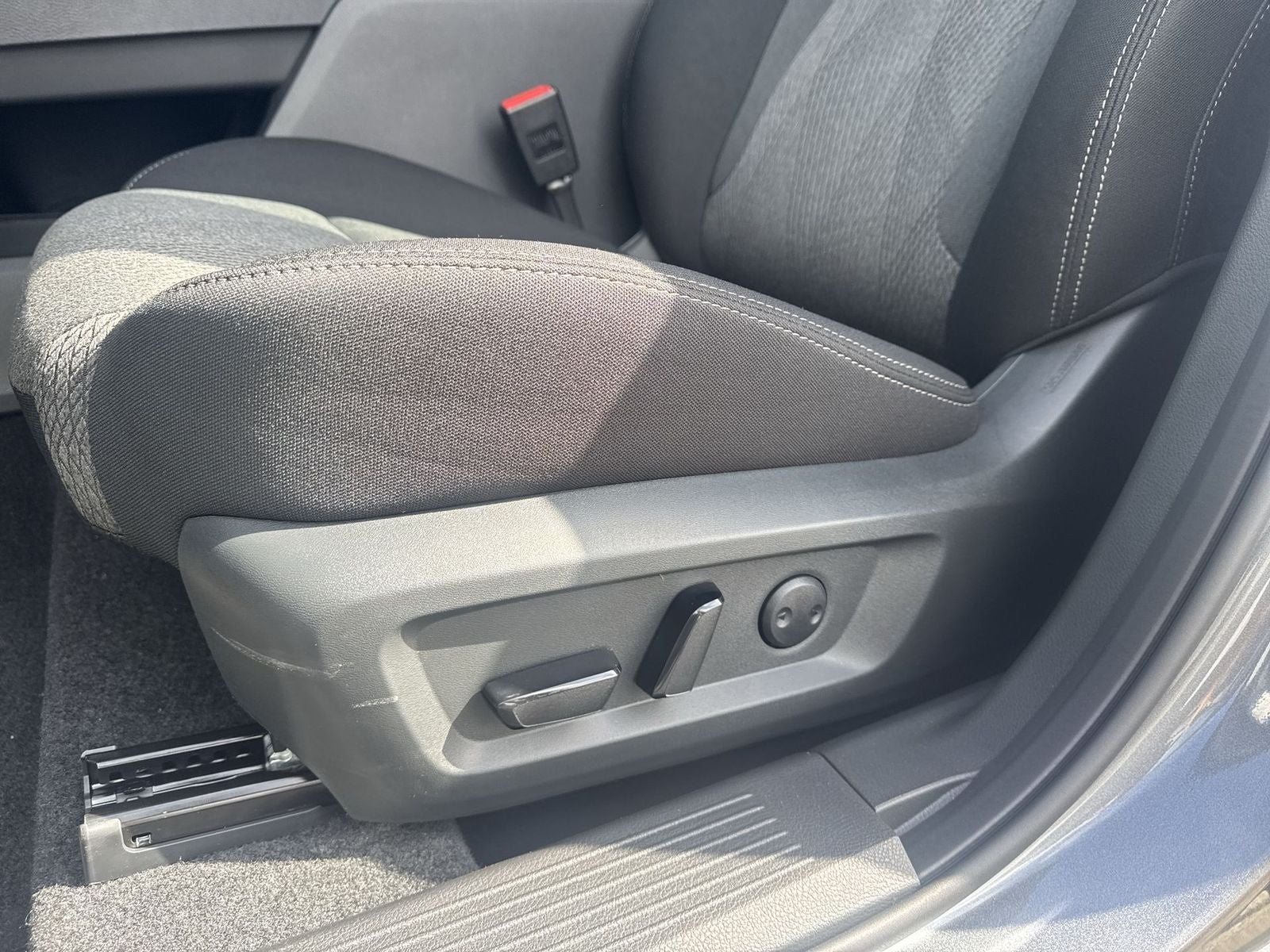 2026 Nissan Rogue SV Cold Weather Package