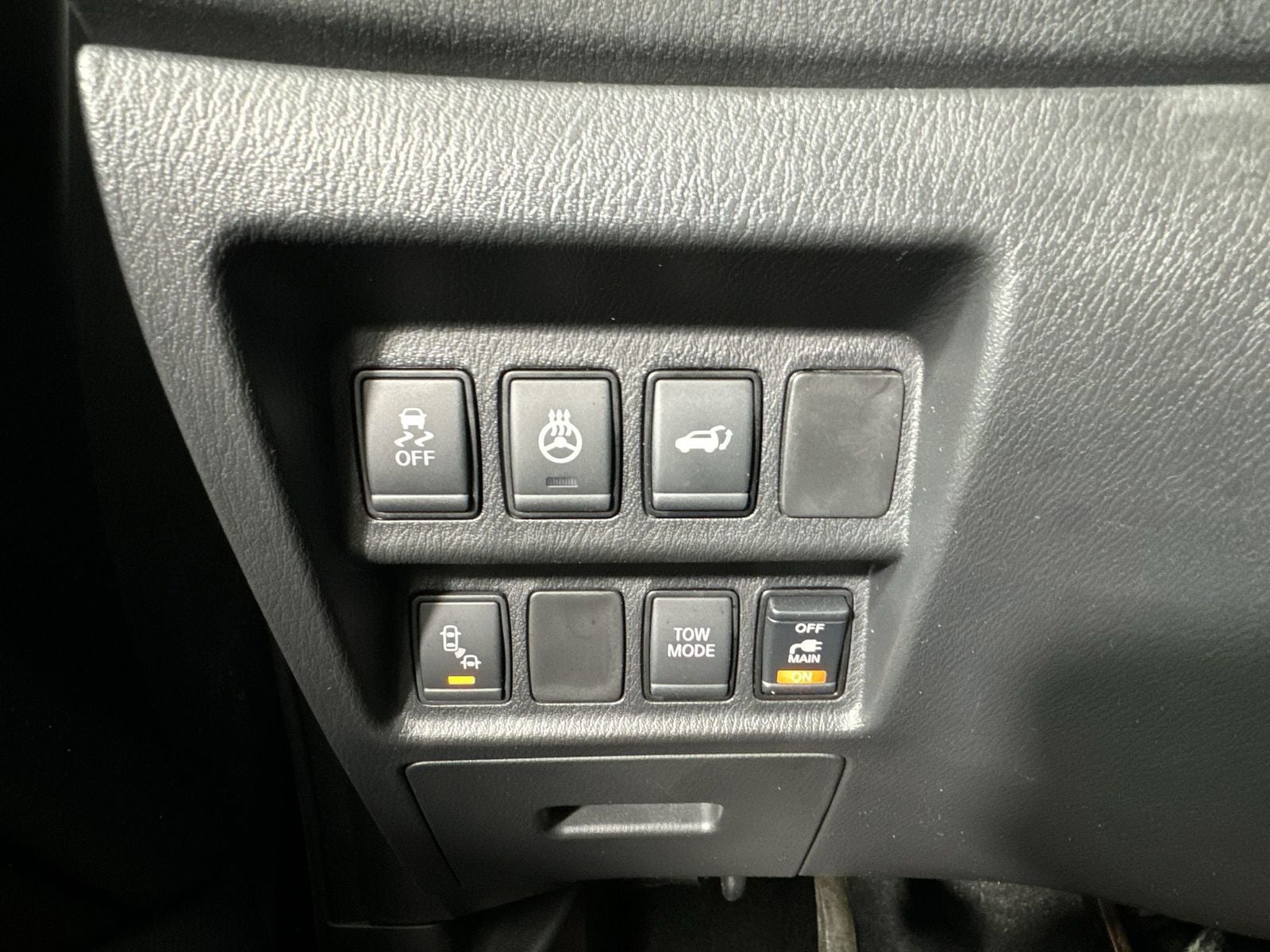 2020 Nissan Pathfinder SL Premium Package