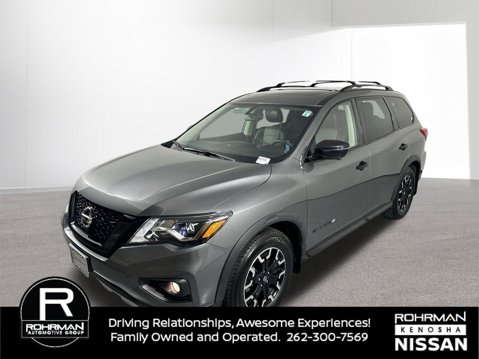 2020 Nissan Pathfinder SL Premium Package