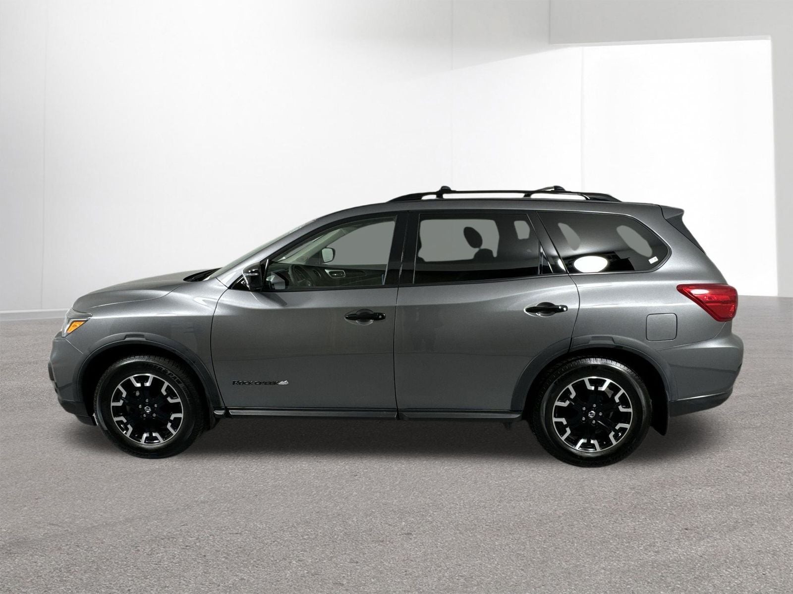 2020 Nissan Pathfinder SL Premium Package