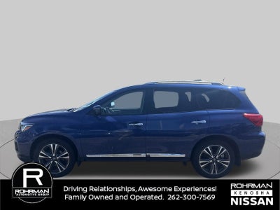 2017 Nissan Pathfinder Platinum