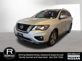 2017 Nissan Pathfinder SL