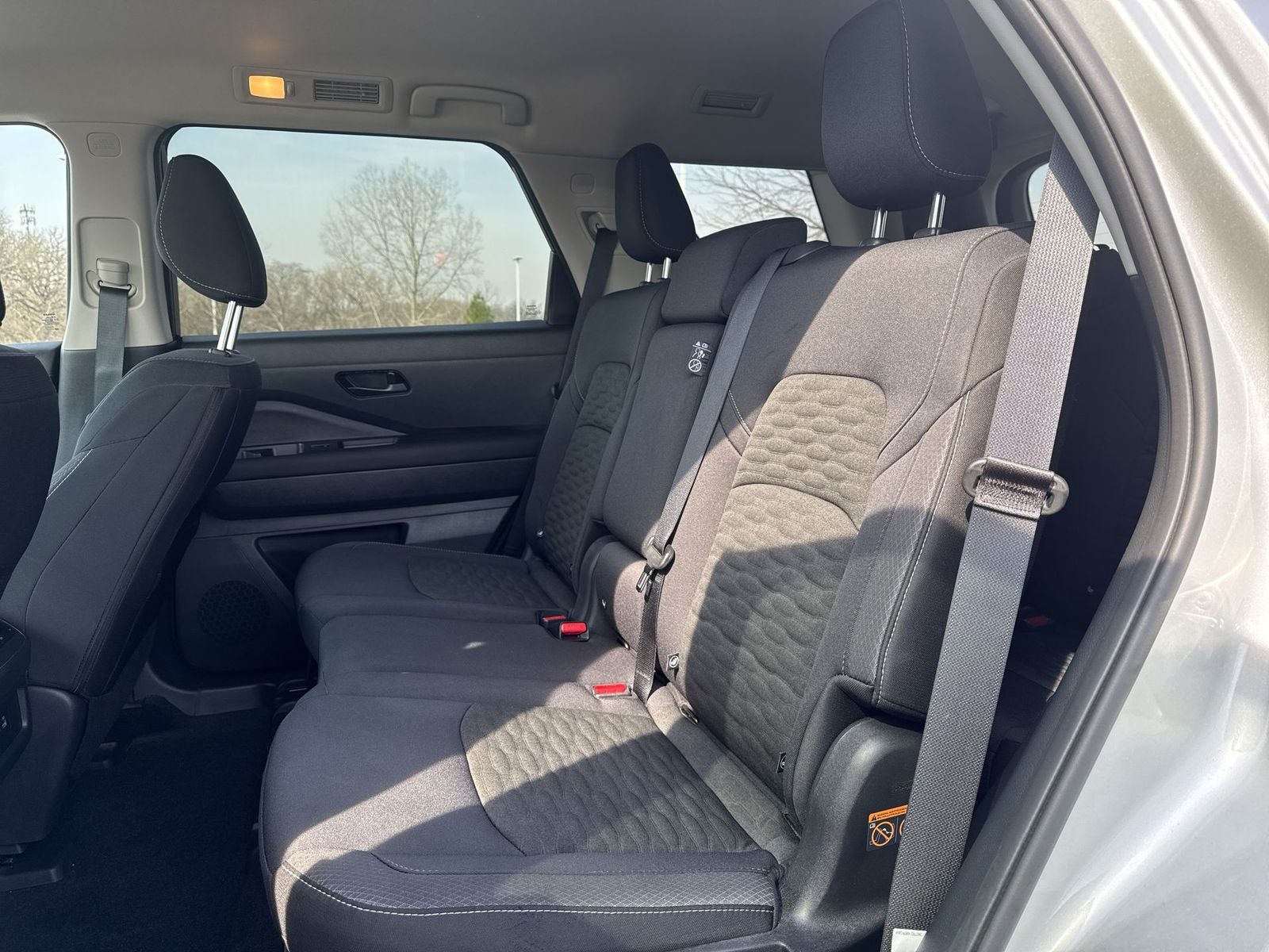 2025 Nissan Pathfinder SV 4WD