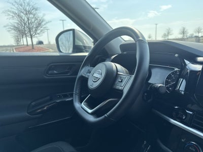 2025 Nissan Pathfinder SV 4WD