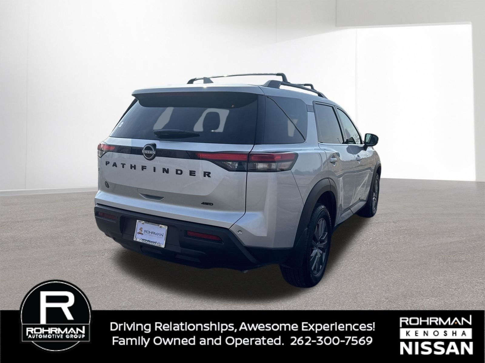 2025 Nissan Pathfinder SV 4WD