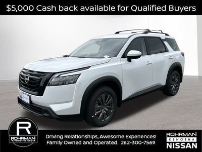 2025 Nissan Pathfinder SV Black Appearance Package