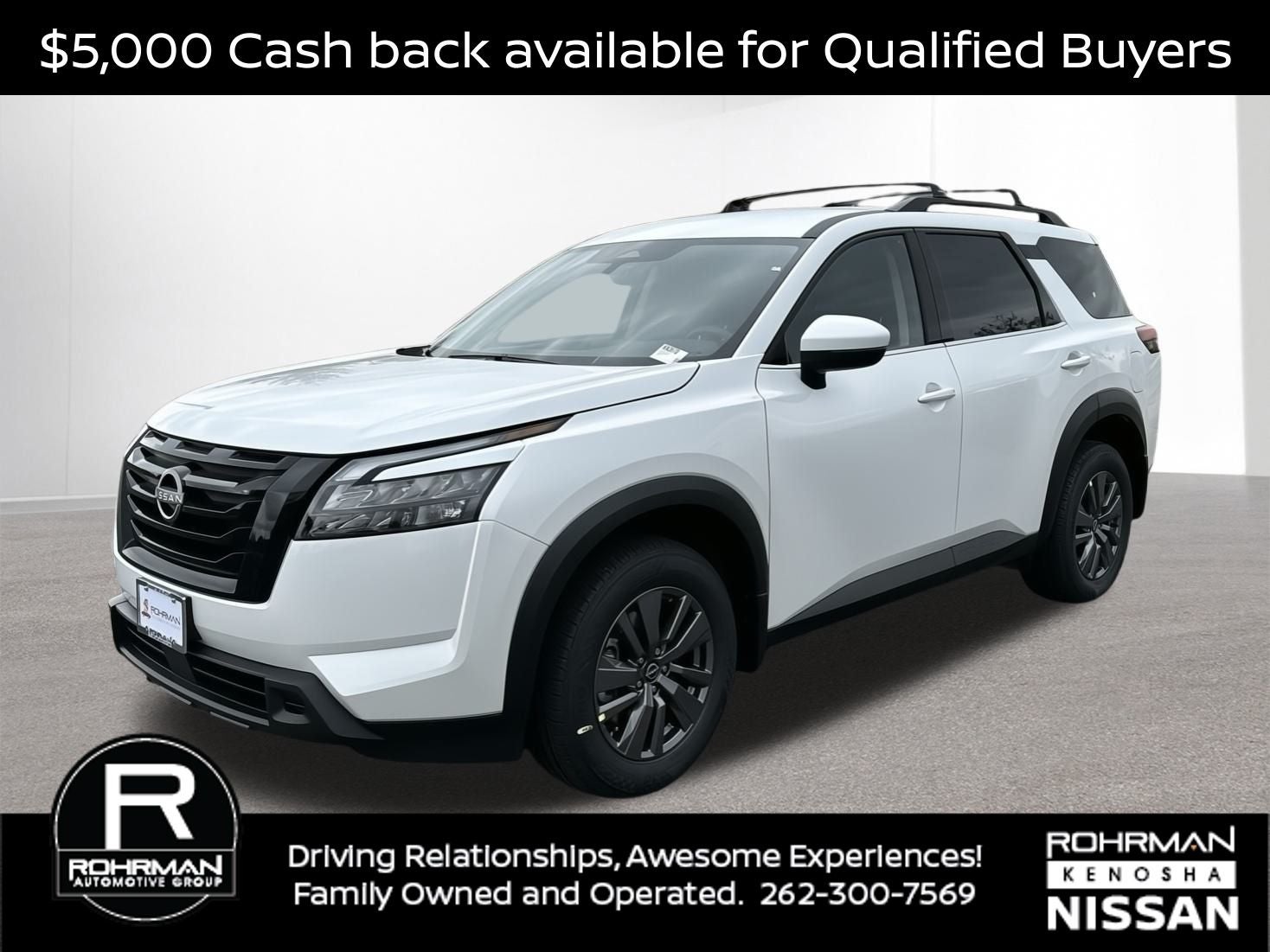 2025 Nissan Pathfinder SV Black Appearance Package