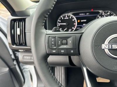 2025 Nissan Pathfinder SV Black Appearance Package