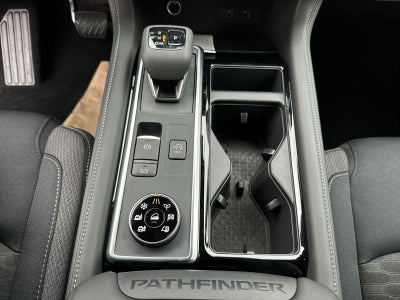 2025 Nissan Pathfinder SV Black Appearance Package