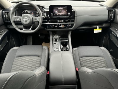 2025 Nissan Pathfinder SV Black Appearance Package