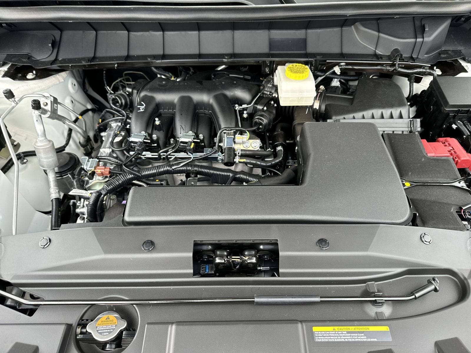 2025 Nissan Pathfinder SV Black Appearance Package