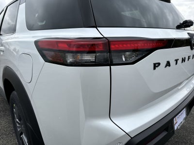 2025 Nissan Pathfinder SV Black Appearance Package