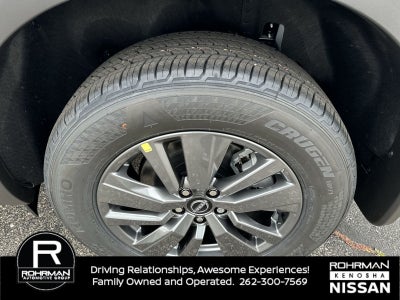 2025 Nissan Pathfinder SV Black Appearance Package