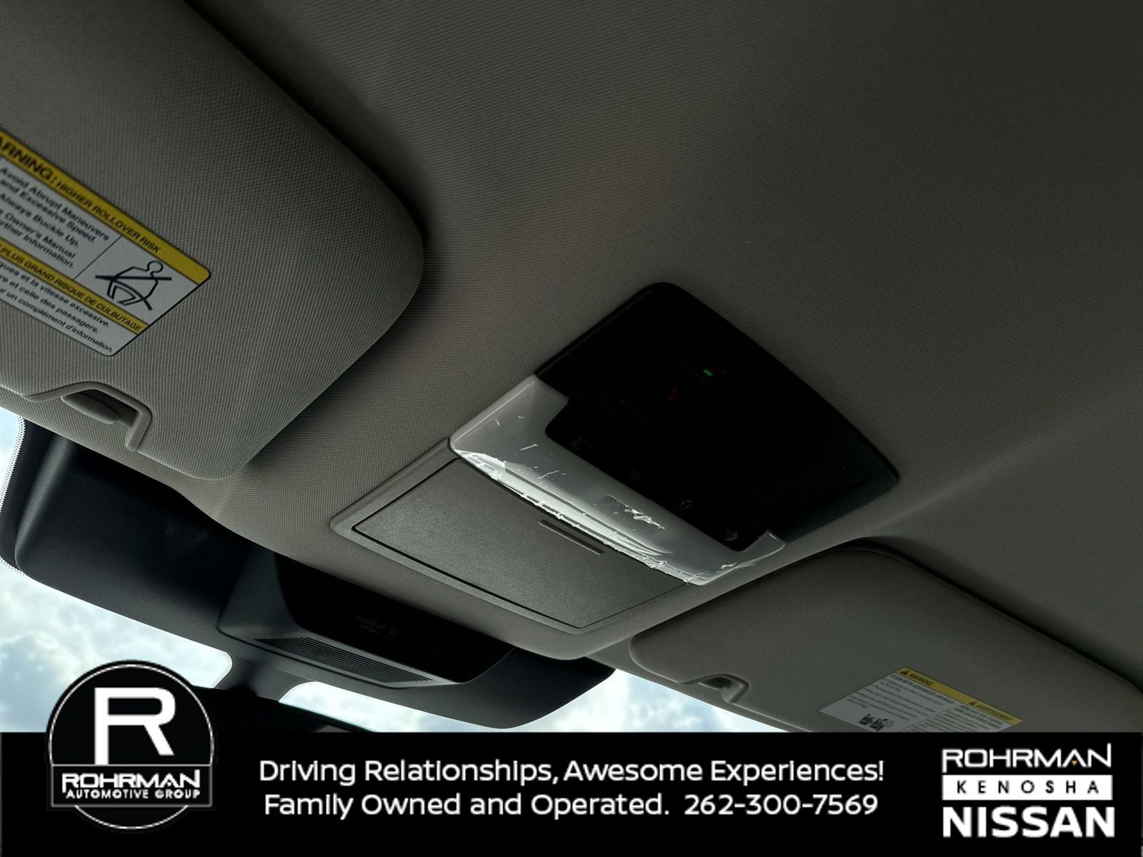 2025 Nissan Pathfinder SV Black Appearance package