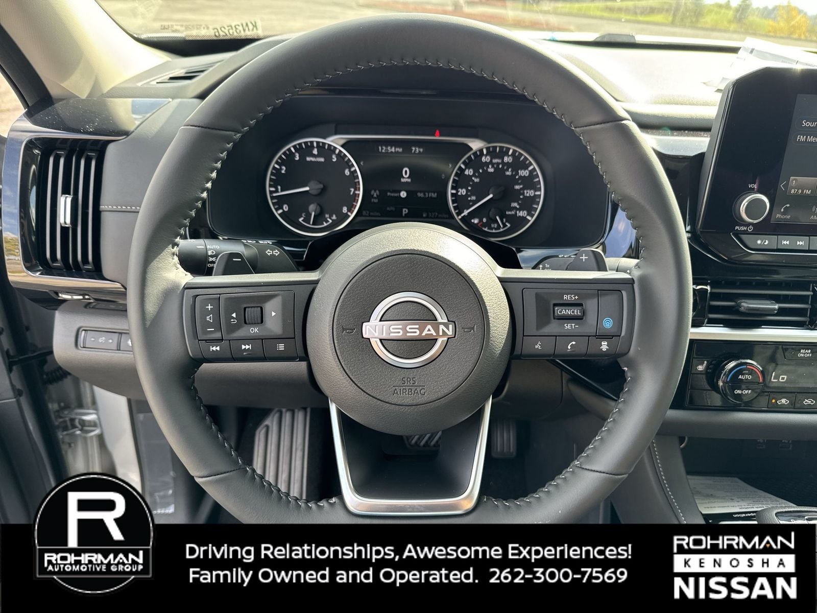 2025 Nissan Pathfinder SV Black Appearance package