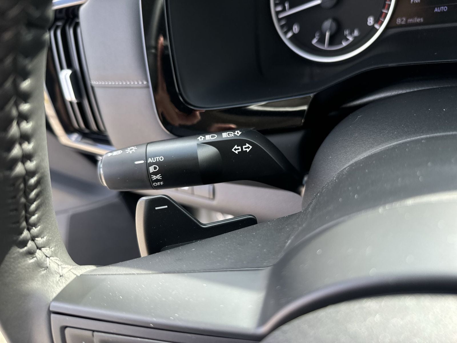 2025 Nissan Pathfinder SV Black Appearance package