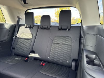 2025 Nissan Pathfinder SV Black Appearance package