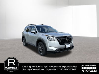 2025 Nissan Pathfinder SV Black Appearance package