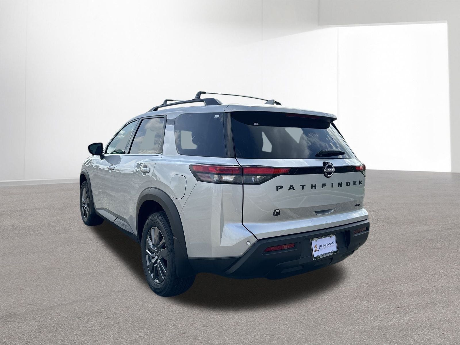 2025 Nissan Pathfinder SV Black Appearance package