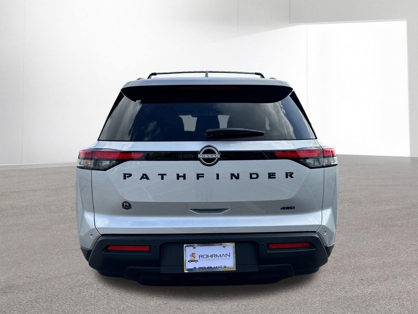 2025 Nissan Pathfinder SV Black Appearance package