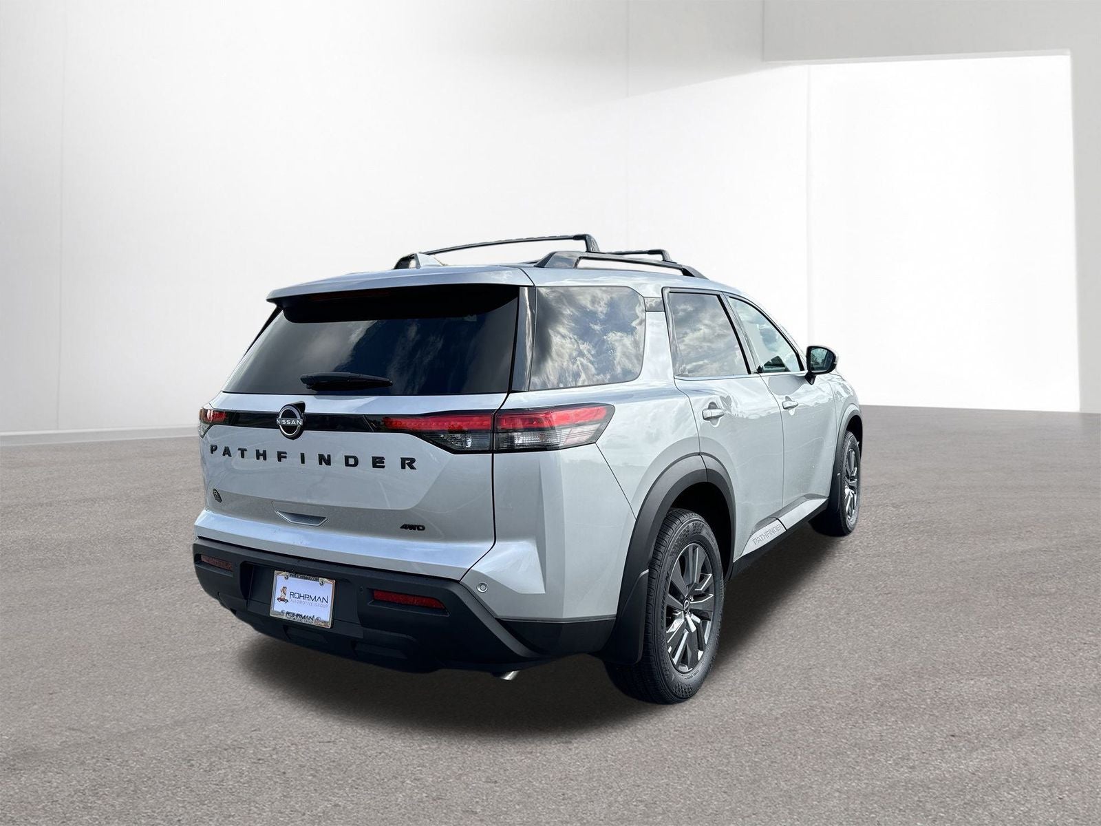 2025 Nissan Pathfinder SV Black Appearance package