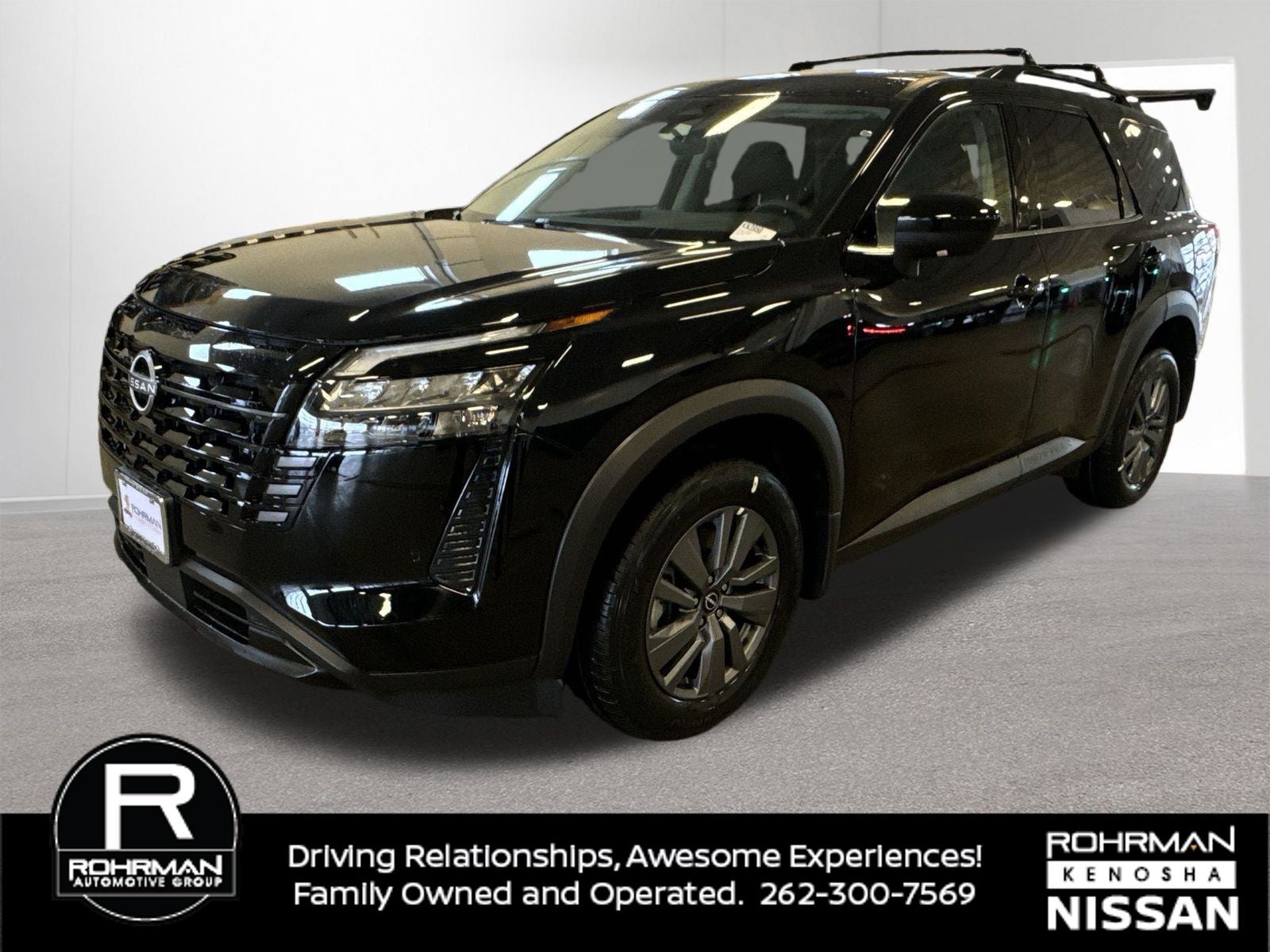 2026 Nissan Pathfinder SV