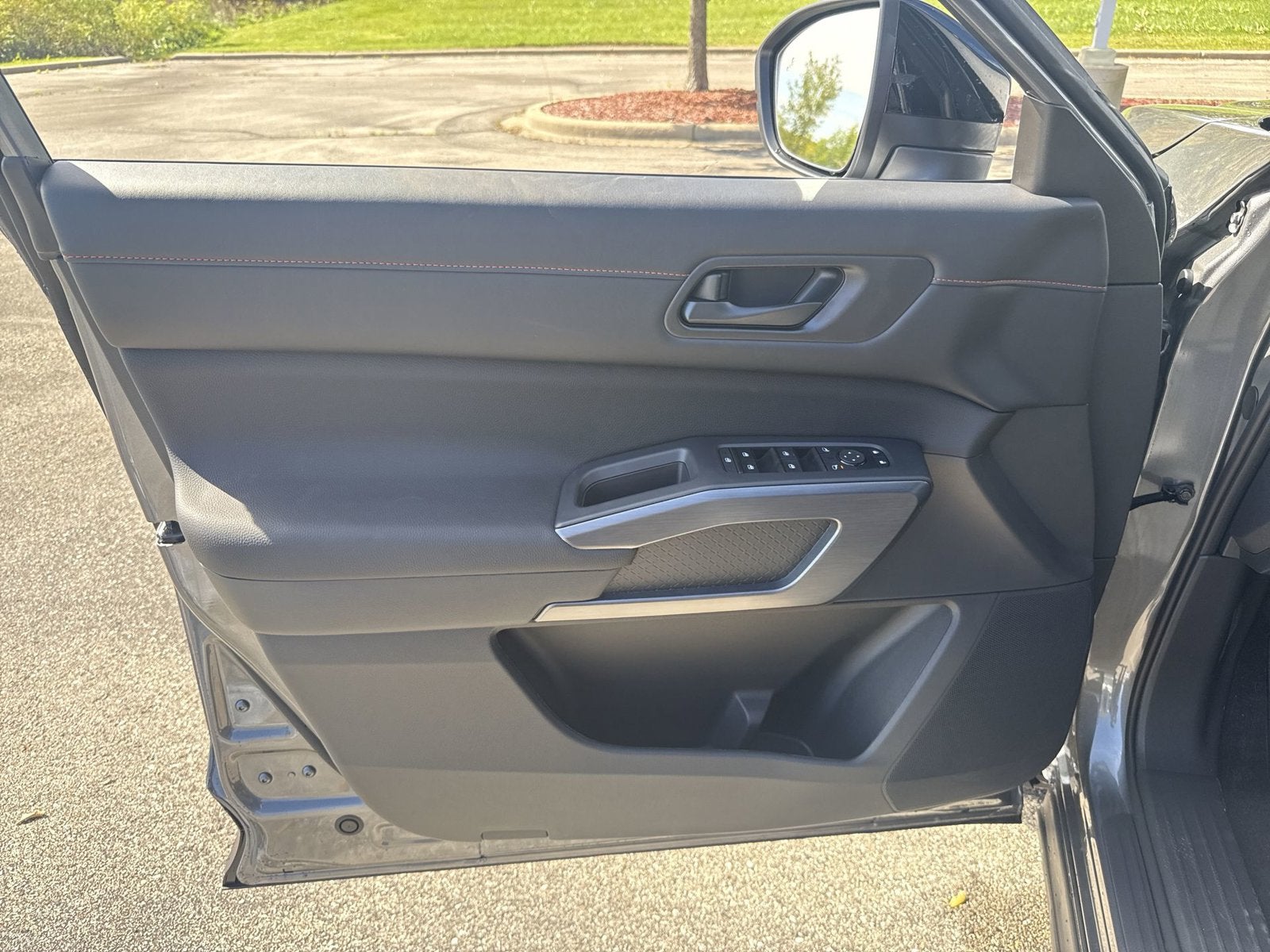 2026 Nissan Pathfinder Rock Creek Premium Package