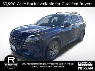 2026 Nissan Pathfinder SV