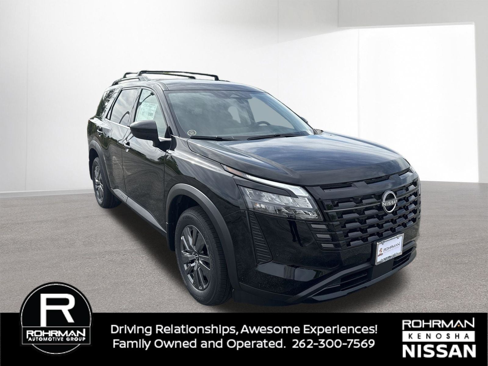 2026 Nissan Pathfinder SV