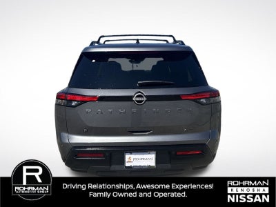 2026 Nissan Pathfinder SV