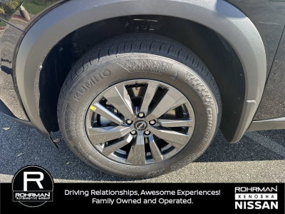 2026 Nissan Pathfinder SV