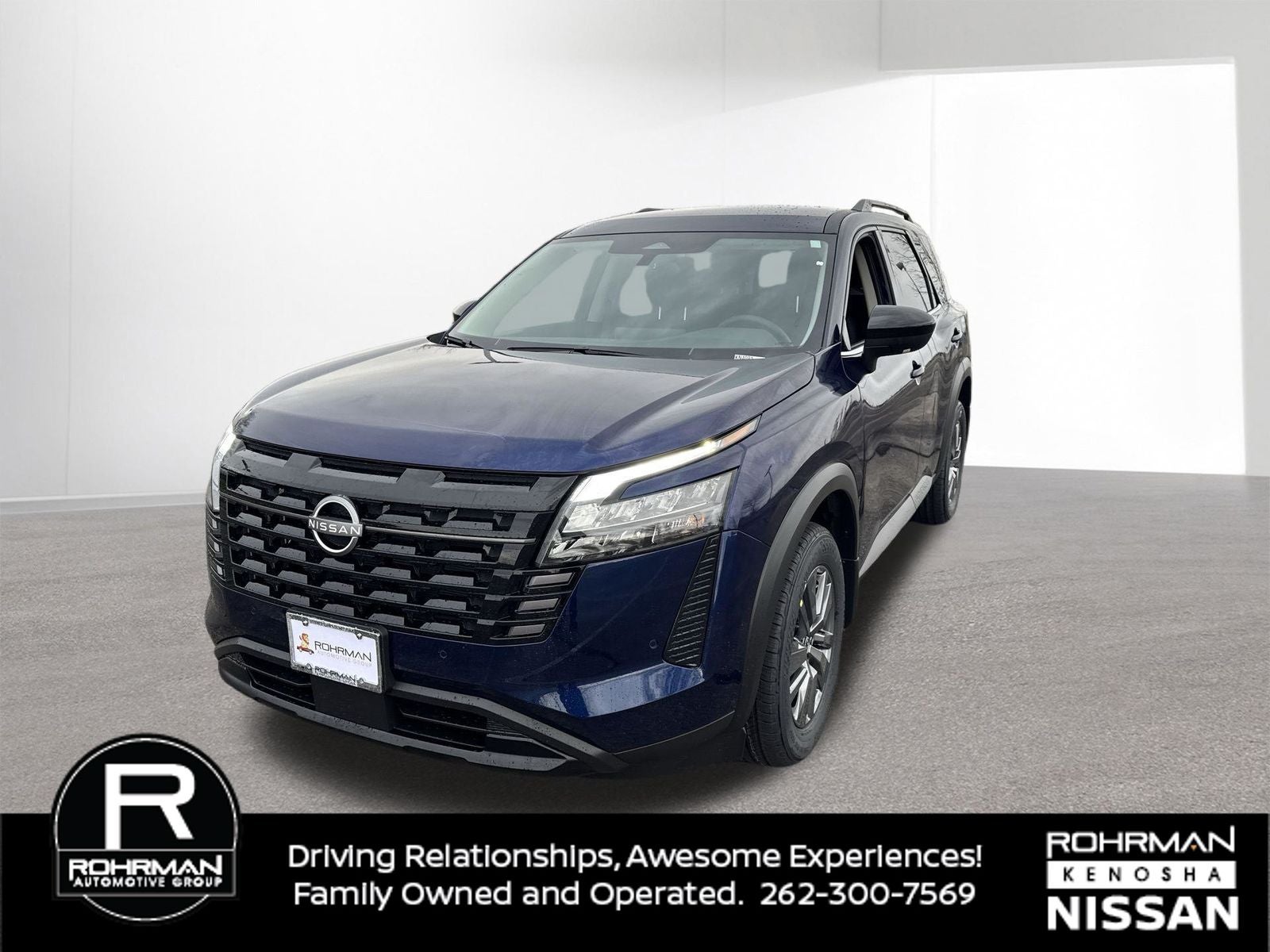 2026 Nissan Pathfinder SV