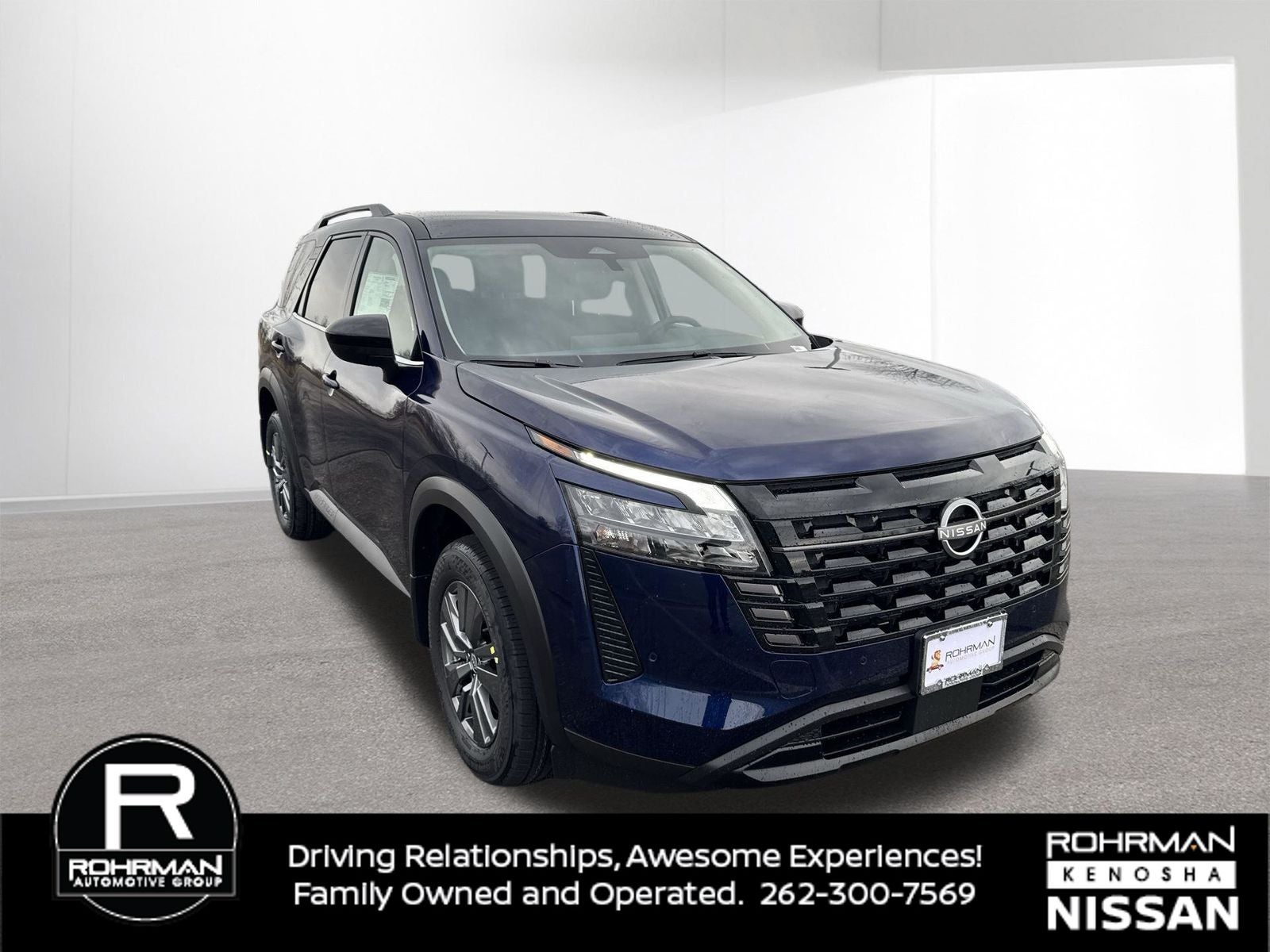 2026 Nissan Pathfinder SV