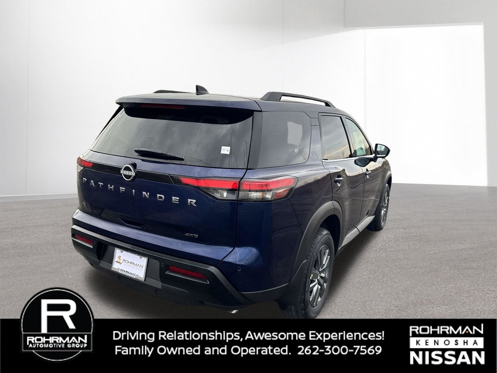 2026 Nissan Pathfinder SV